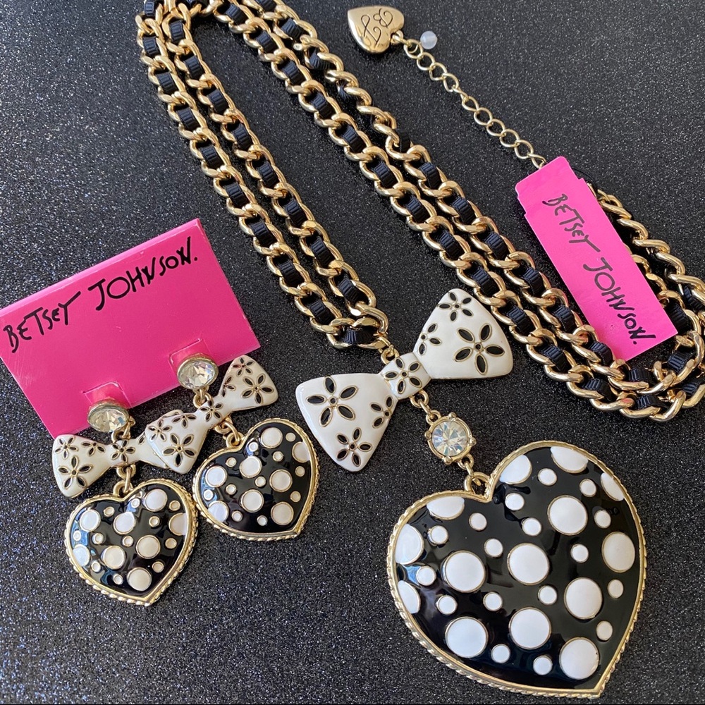 Betsey Johnson ‘Pretty Polka Dots’ Jewelry Set w/Tags - Picture 1 of 9